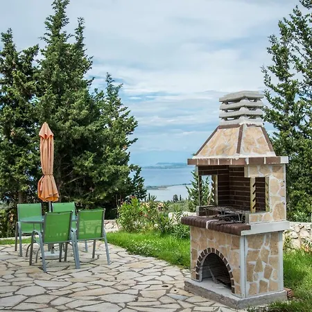 Ionides Villas Lefkada וילה Tsoukaládhes