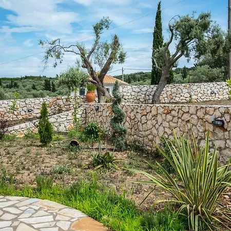וילה Ionides Villas Lefkada Tsoukaládhes