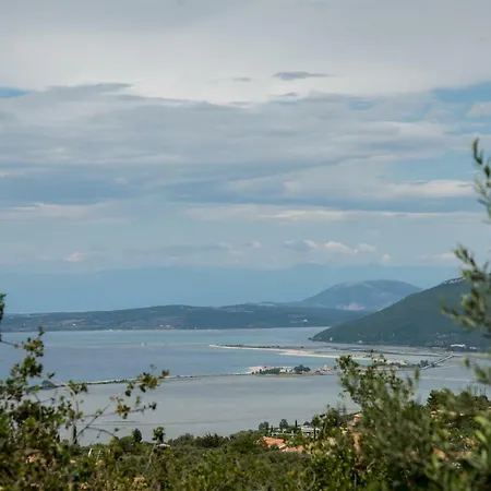 别墅 Ionides Villas Lefkada Tsoukaládhes